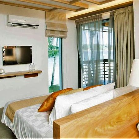 Infinity Resort Puerto Galera Exterior foto
