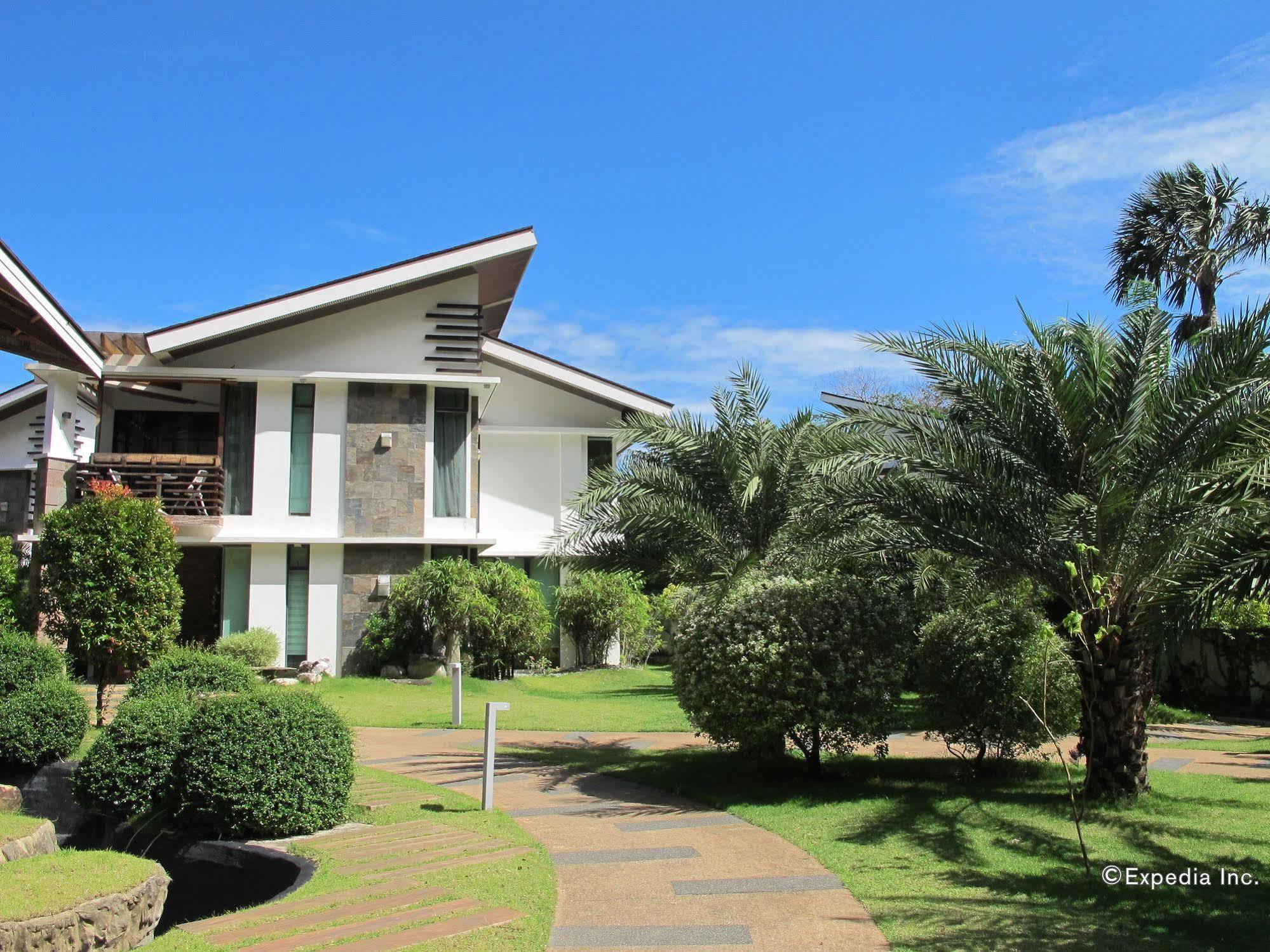 Infinity Resort Puerto Galera Exterior foto